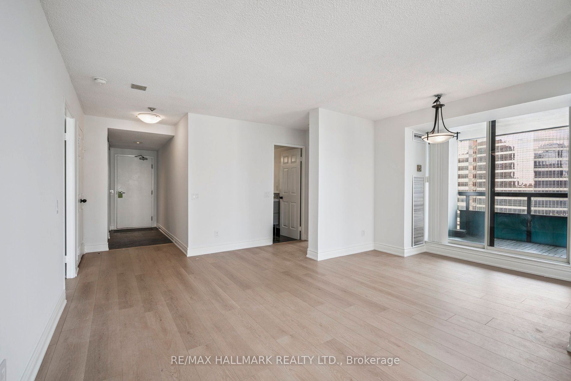 7 Bishop Avenue 1214