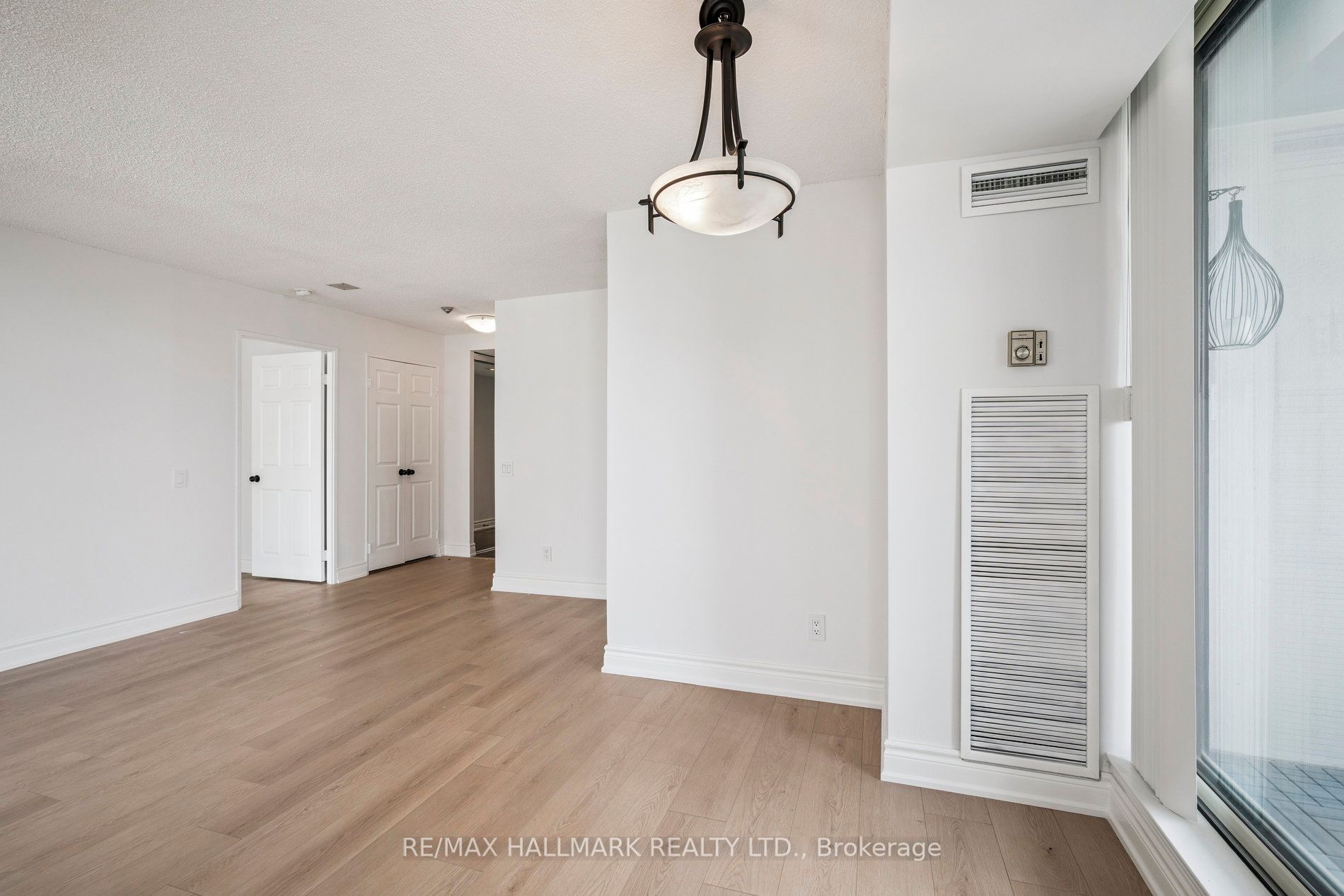 7 Bishop Avenue 1214