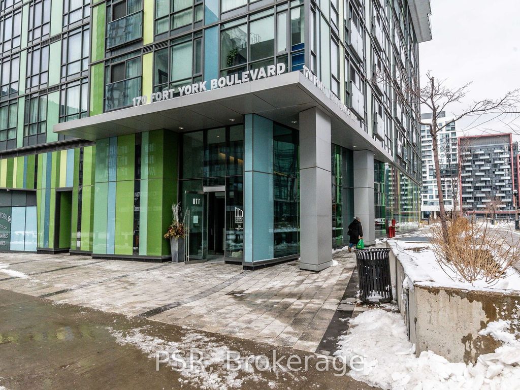 Photo of 170 Fort York Boulevard #2811, Toronto, ON M5V 0E6 (MLS # C12865998)