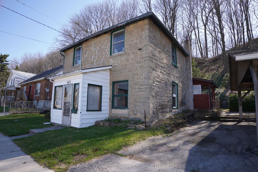 Photo of 1671 4th Avenue E, Owen Sound, ON N4K 2R1 (MLS # X13044742)