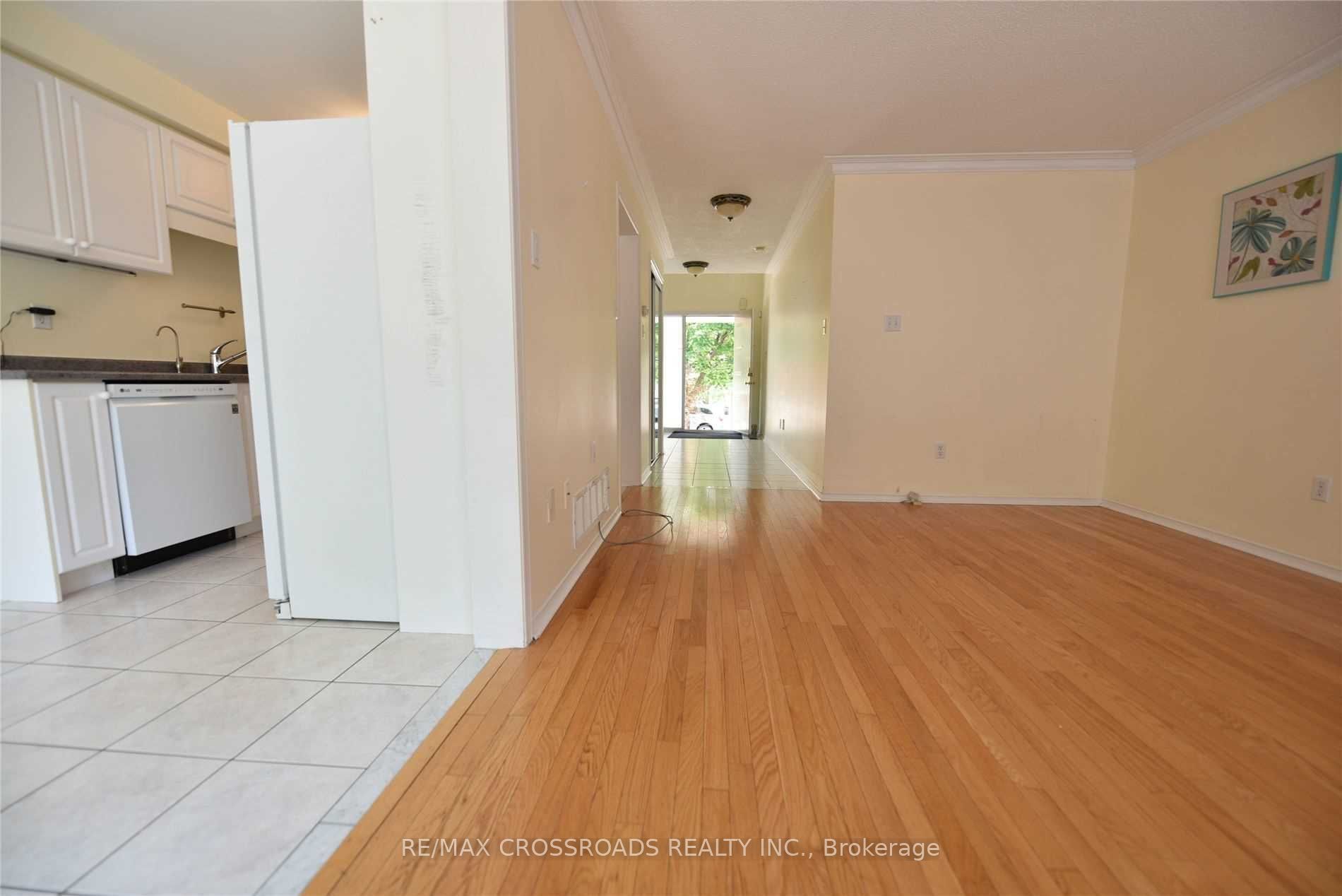 33 Holmwood Street