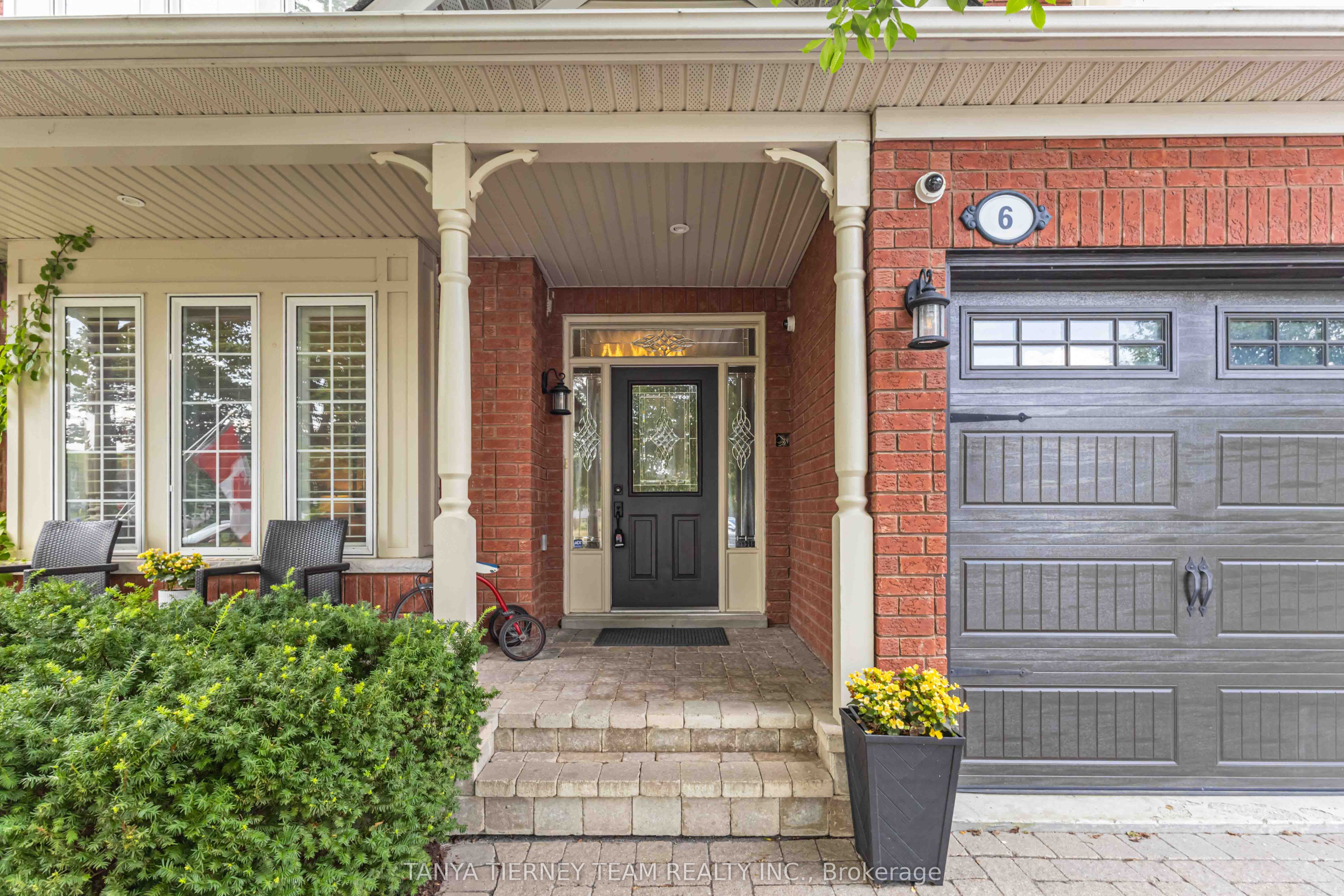 6 Braddock Court