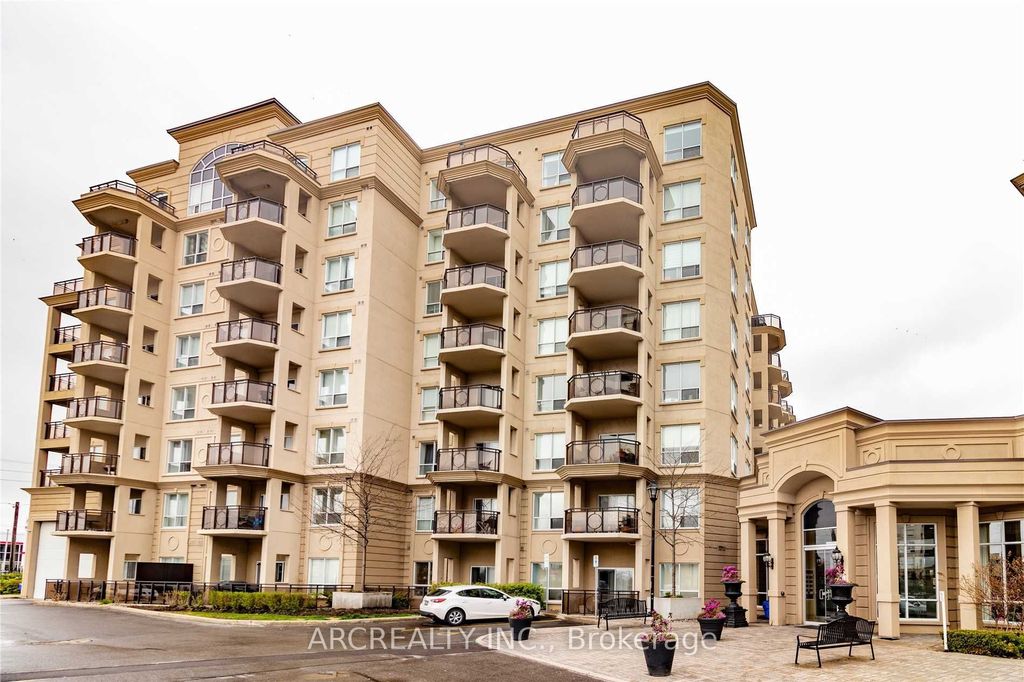 Photo of 8 Maison Parc Court #313, Vaughan, ON L4J 9K5 (MLS # N12766248)