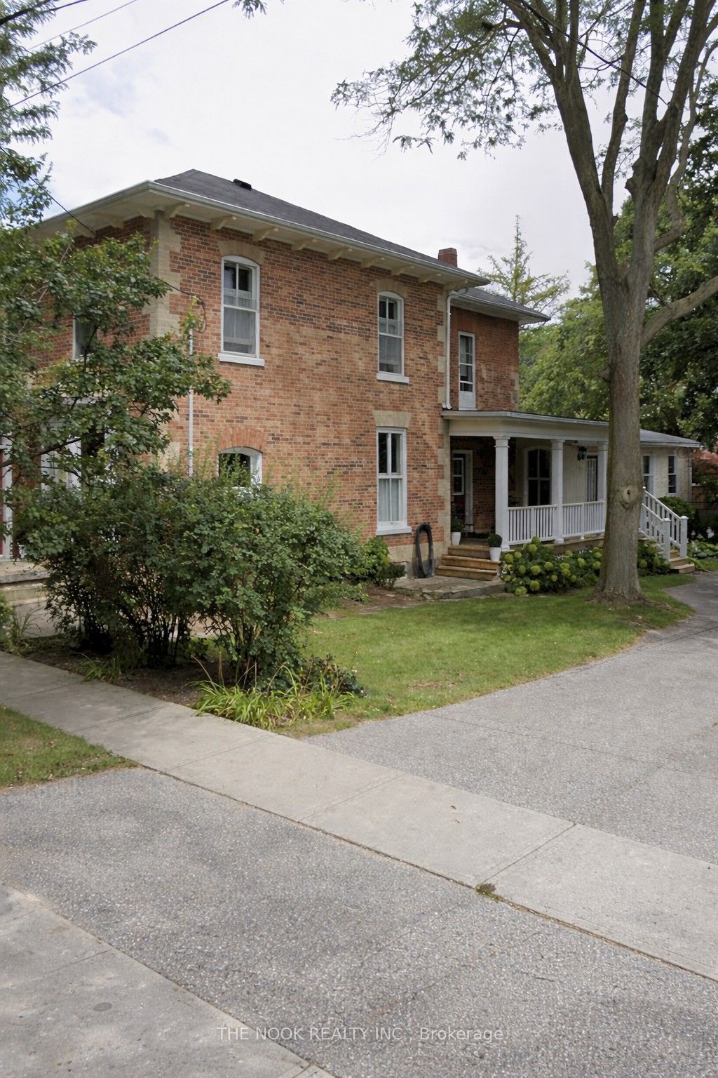 Photo of 39 Centre Street, Clarington, ON L1C 2Y2 (MLS # E12726706)