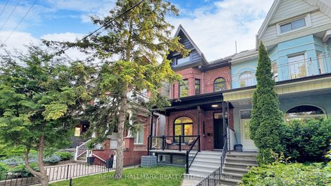 Photo of 122 Crawford Street, Toronto, ON M6J 2V4 (MLS # C12419527)