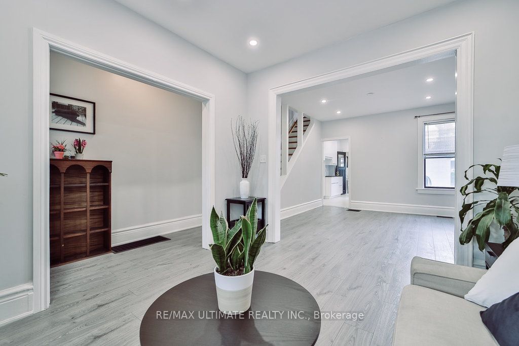 Photo of 493 Keele Street, Toronto, ON M6N 3E1 (MLS # W12639616)