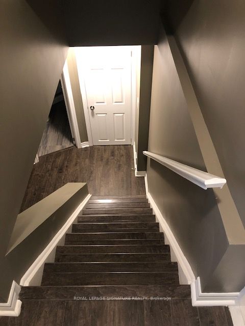 7256 Seabreeze (Lower) Drive