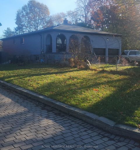 Photo of 33 Homestead Road, Toronto, ON M1E 3R8 (MLS # E12572486)