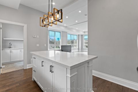 15 Old Oak Drive Toronto ON M9A 1A3