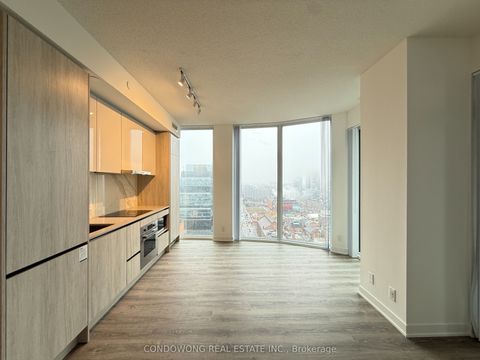 180 Front Street E 2606 Toronto ON M5A 0A9