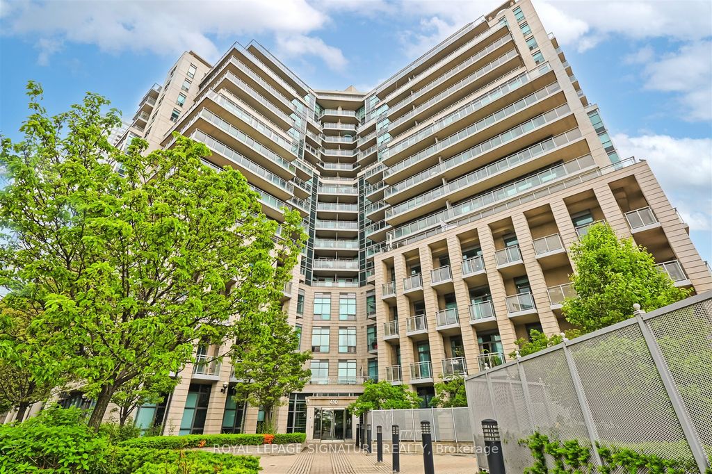 Photo of 410 Queens Quay N/A W #505, Toronto, ON M5V 3T1 (MLS # C12726878)