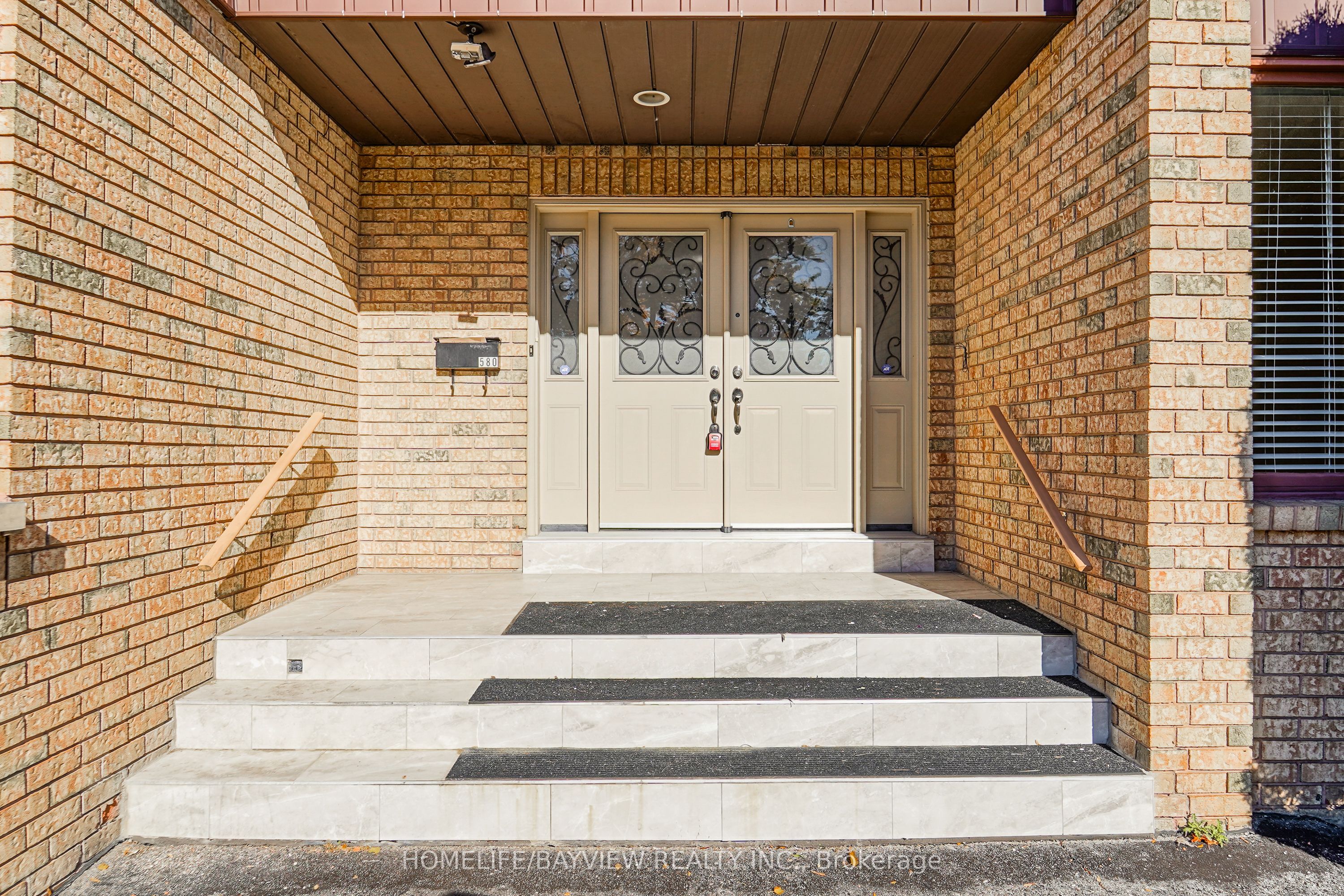 580 Elgin Mills Road W