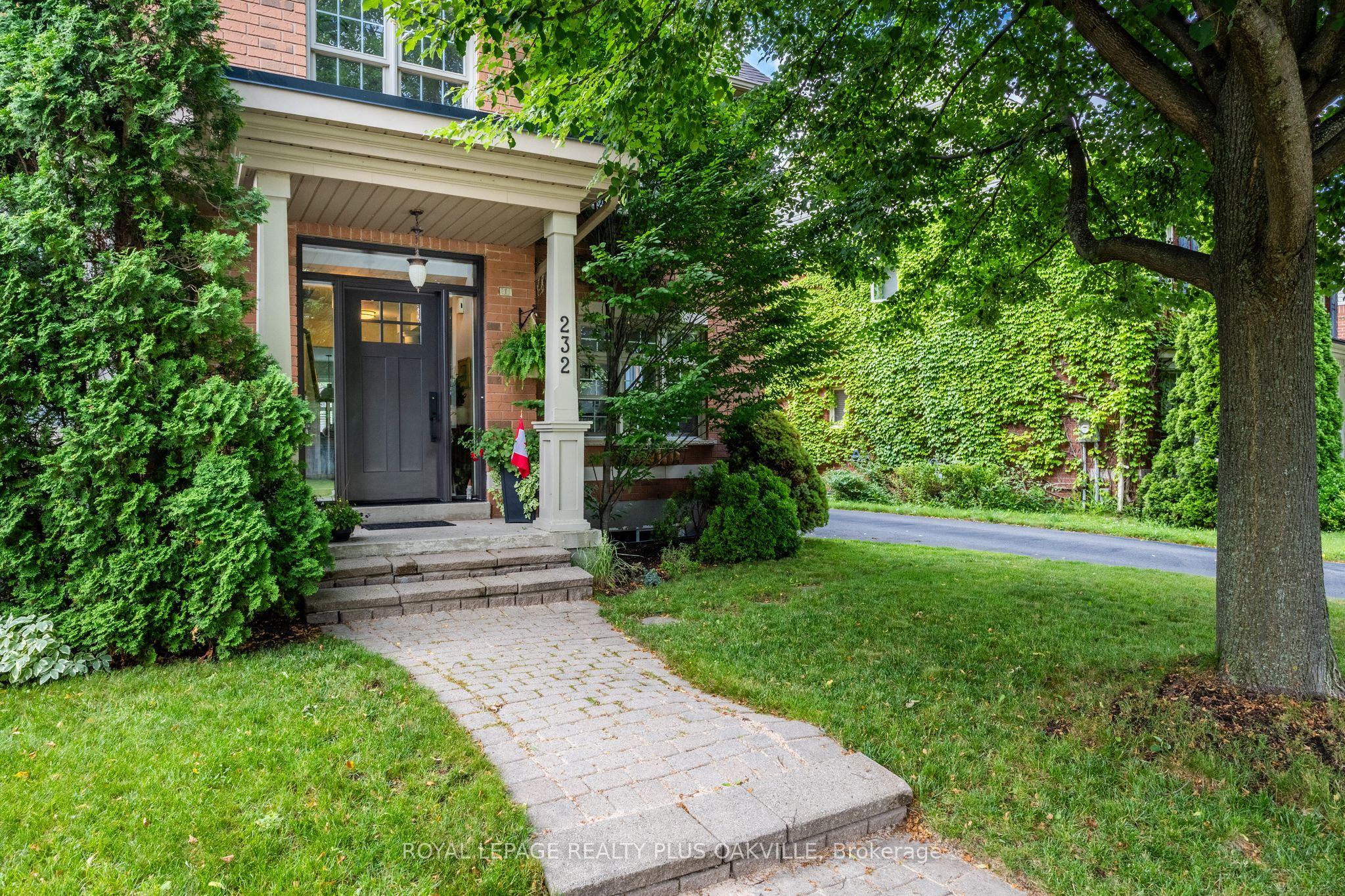 232 Lexington Road