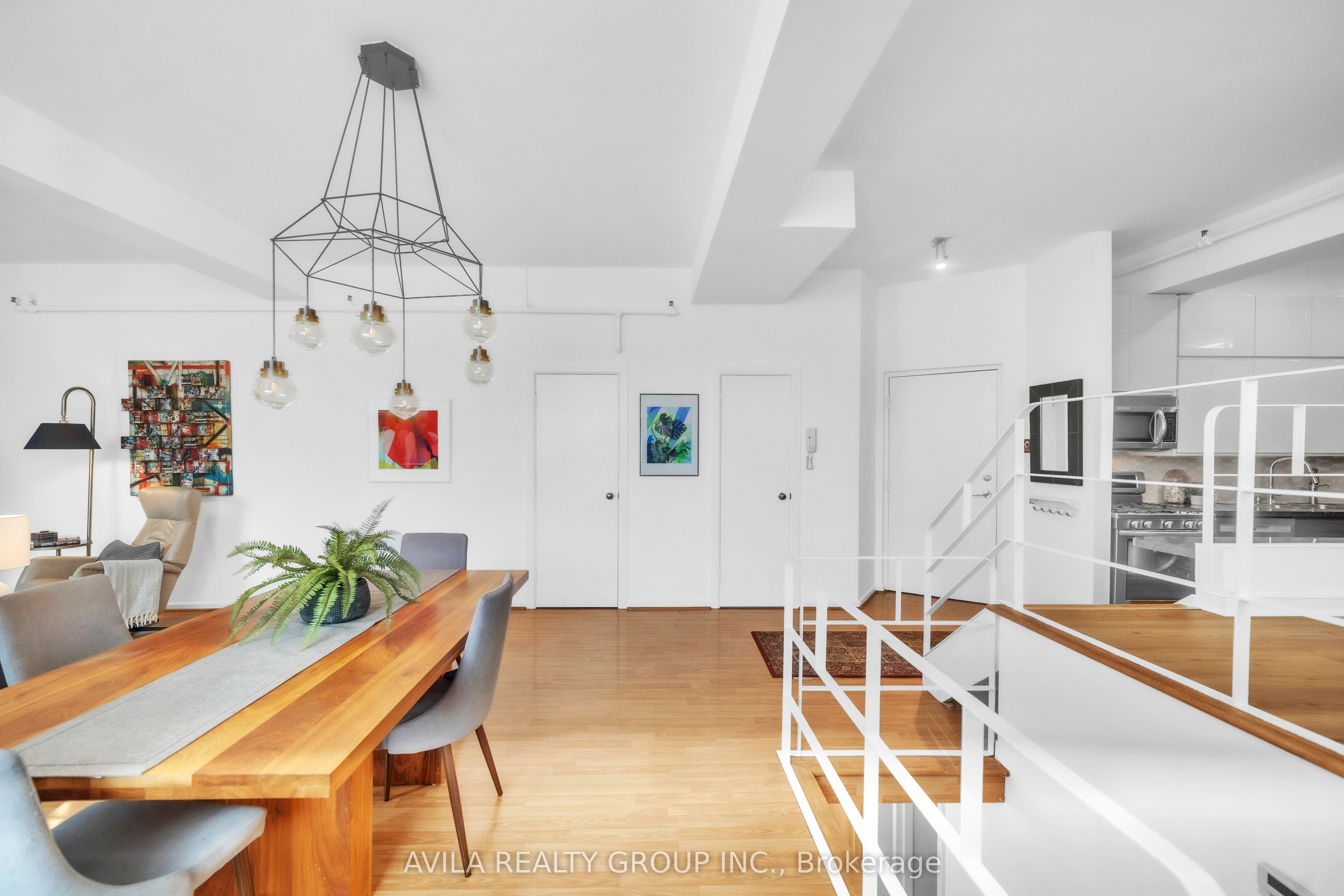 75 Markham Street 7