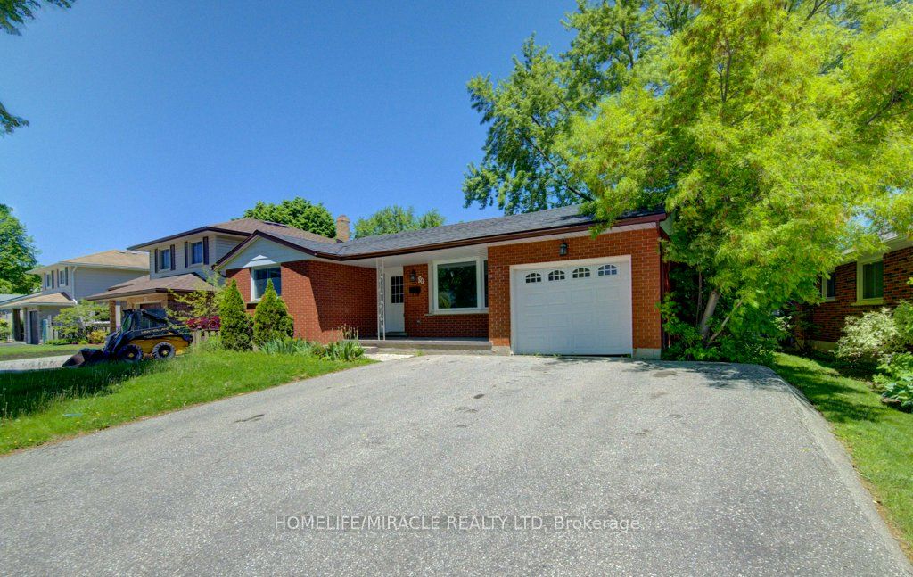 80 Lower Canada Crescent