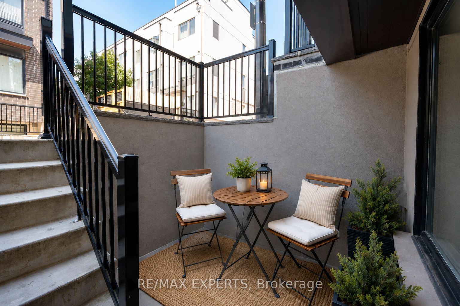 142 William Duncan Road 1