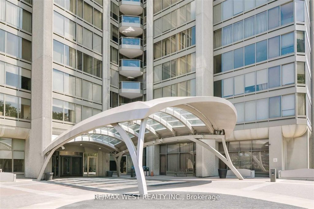 Photo of 2045 Lake Shore Boulevard W #807, Toronto, ON M8V 2Z6 (MLS # W13119066)
