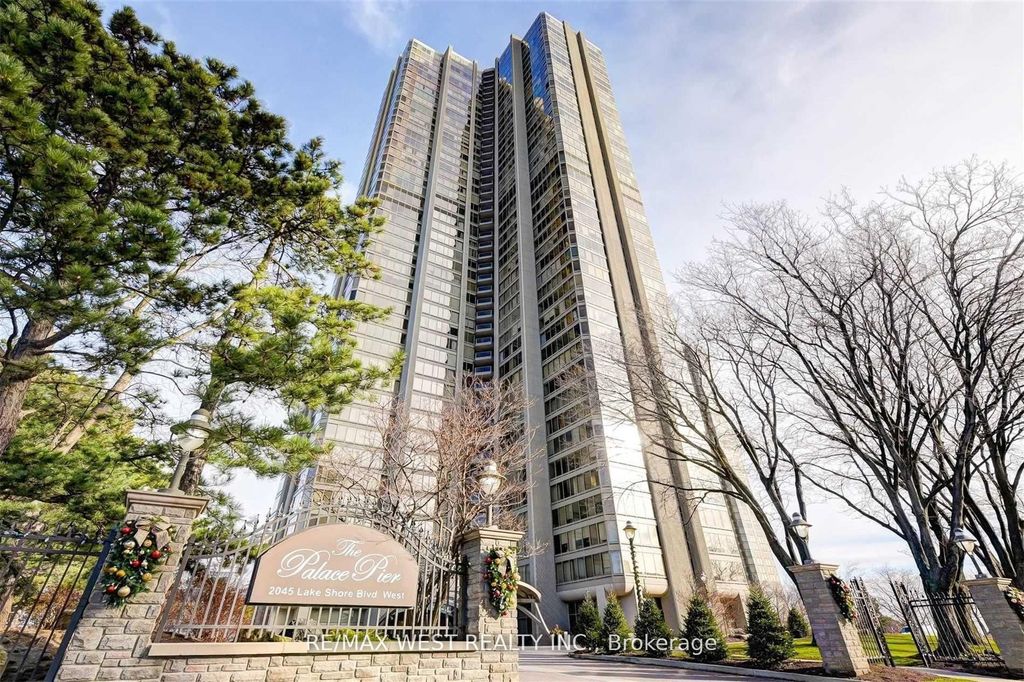 Photo of 2045 Lake Shore Boulevard W #807, Toronto, ON M8V 2Z6 (MLS # W13119066)