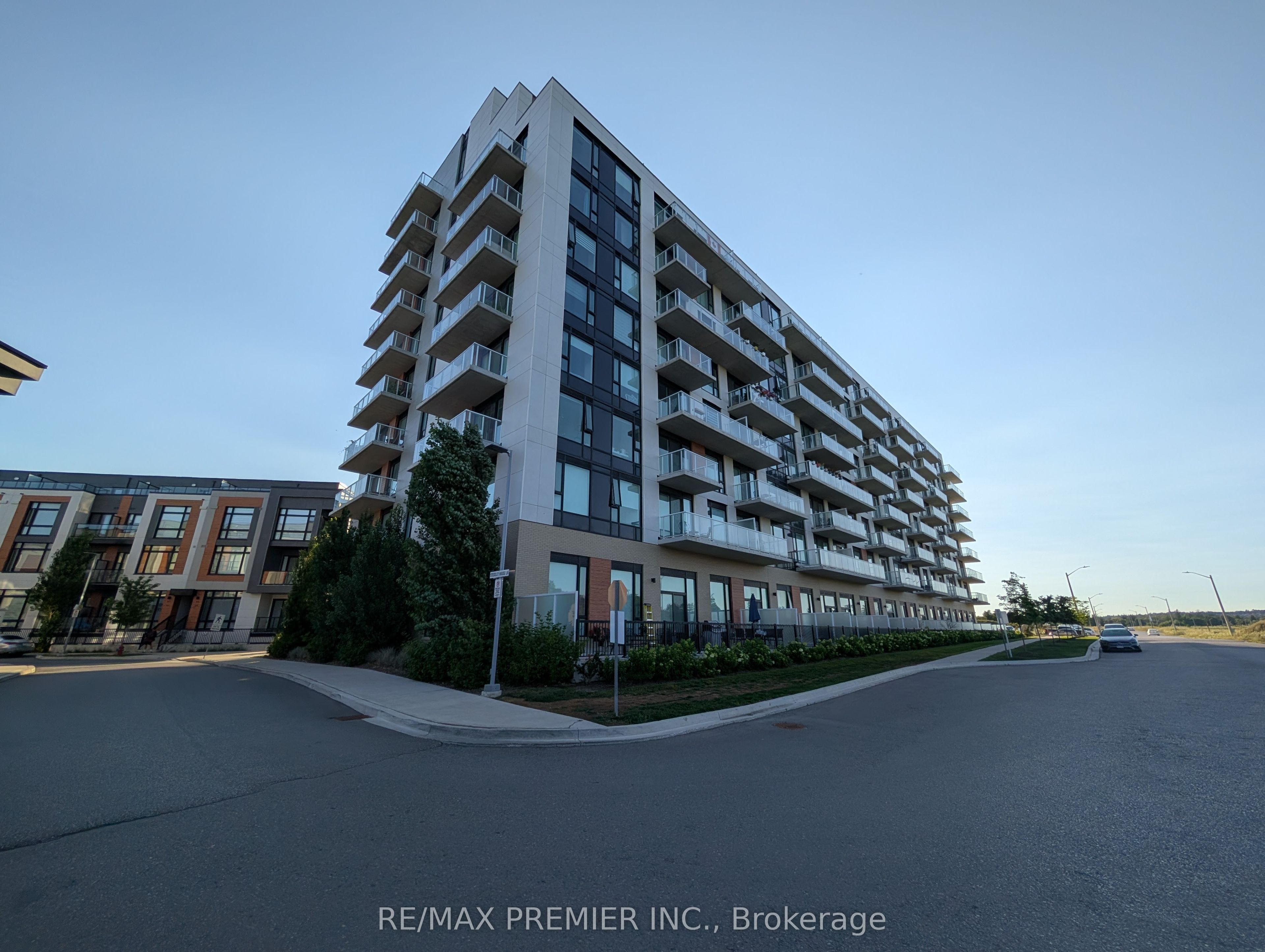 6 David Eyer Road 811