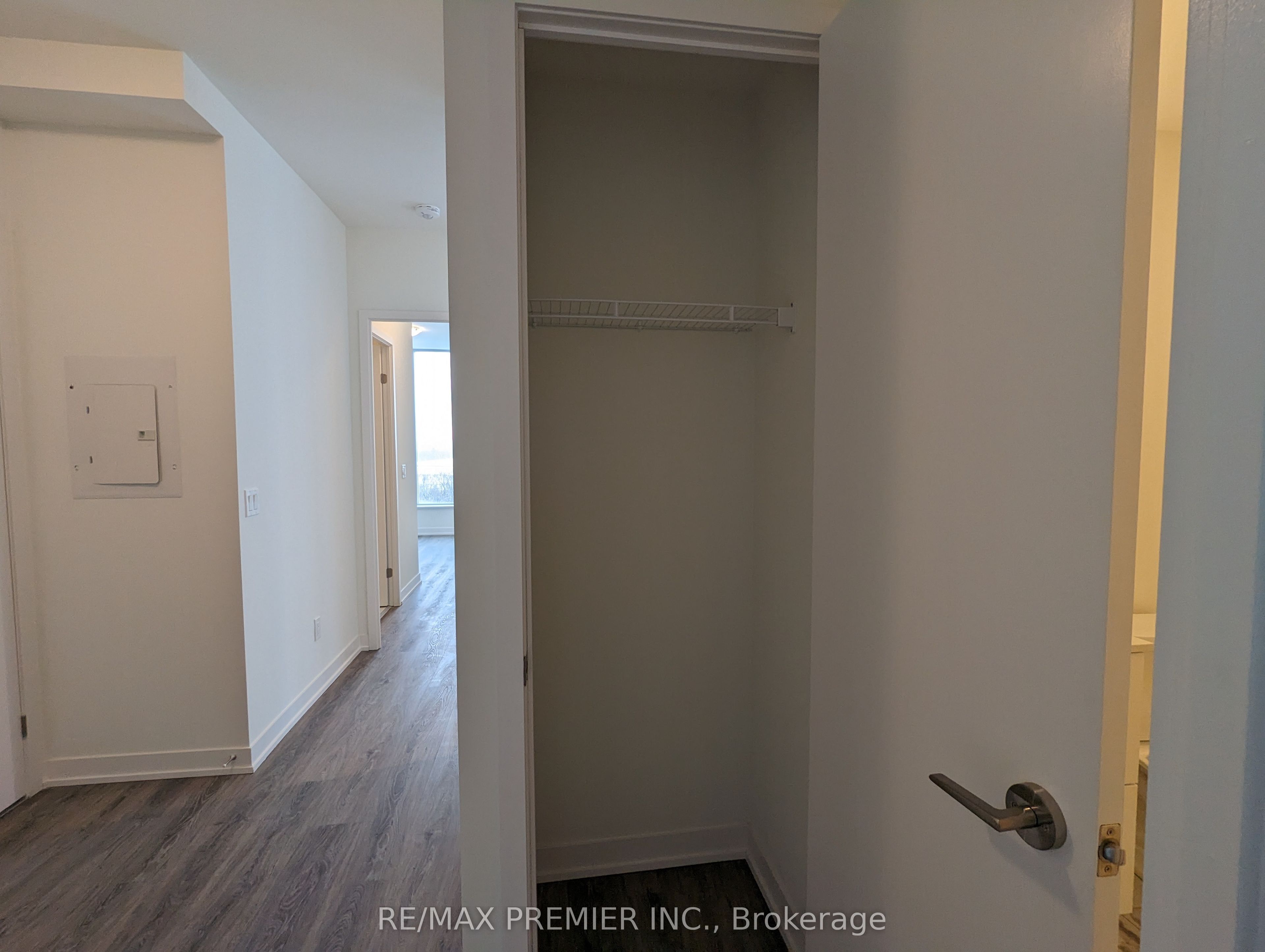 6 David Eyer Road 811
