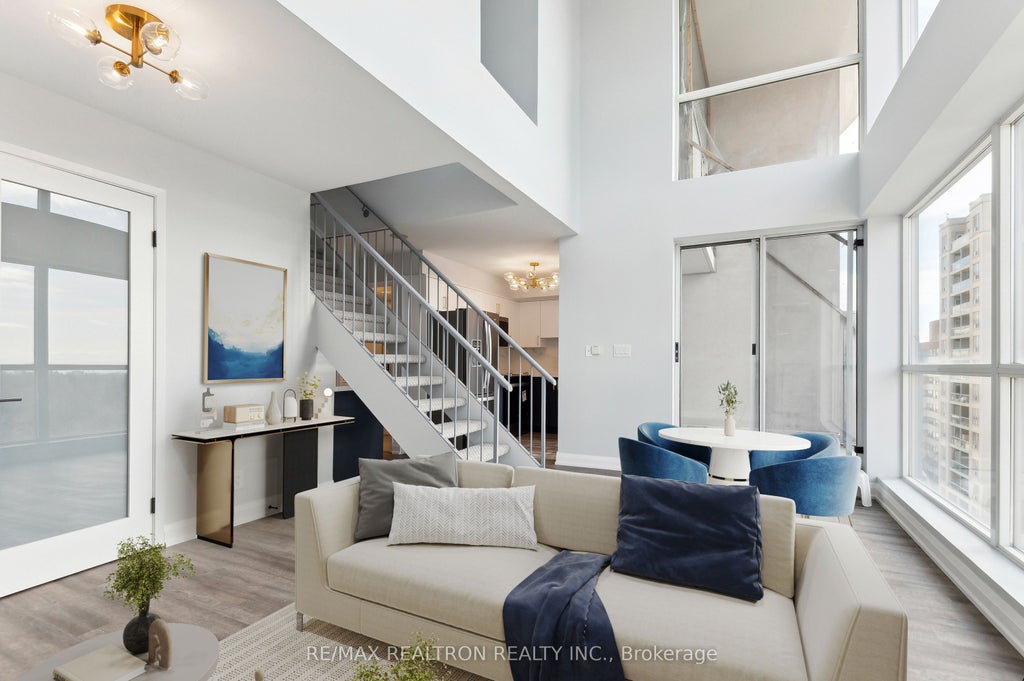 Photo of 18 Merton Street #906, Toronto, ON M4S 3G9 (MLS # C13837624)