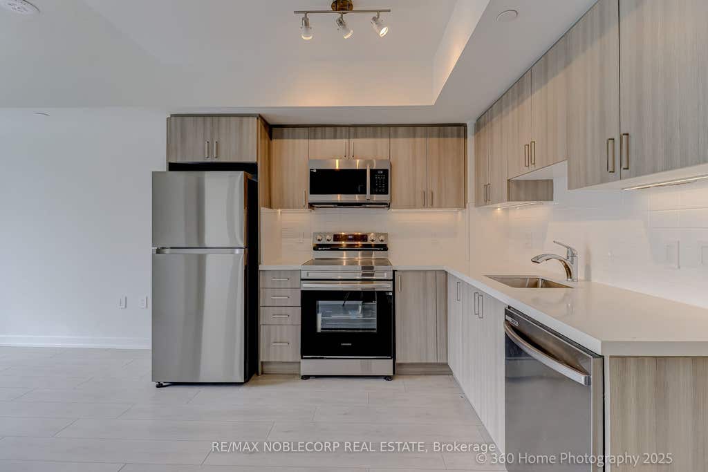 Photo of 556 Marlee Avenue #508, Toronto, ON M6B 0B1 (MLS # W13659844)
