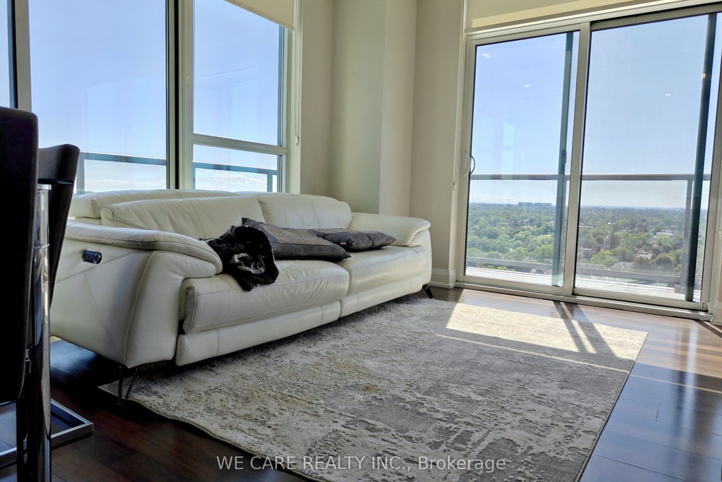 Photo of 68 Canterbury Place #PH05, Toronto, ON M2N 0H8 (MLS # C13637728)