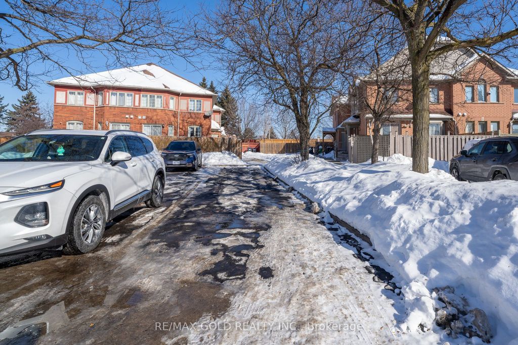Photo of 97 Quail Feather Crescent, Brampton, ON L6R 1S1 (MLS # W12751470)