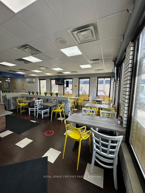 2947 A Bloor Street W