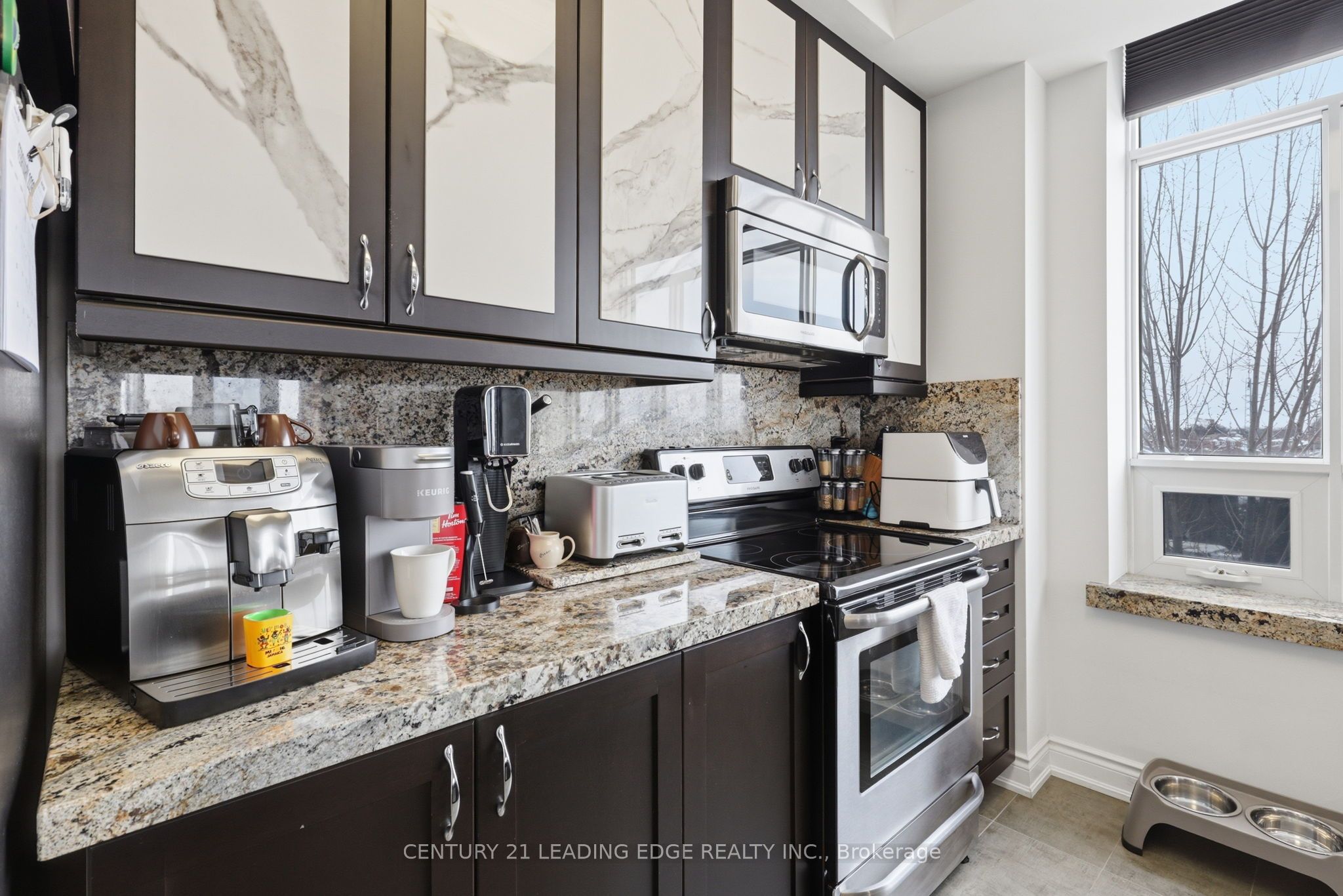 2396 MAJOR MACKENZIE Drive W 324