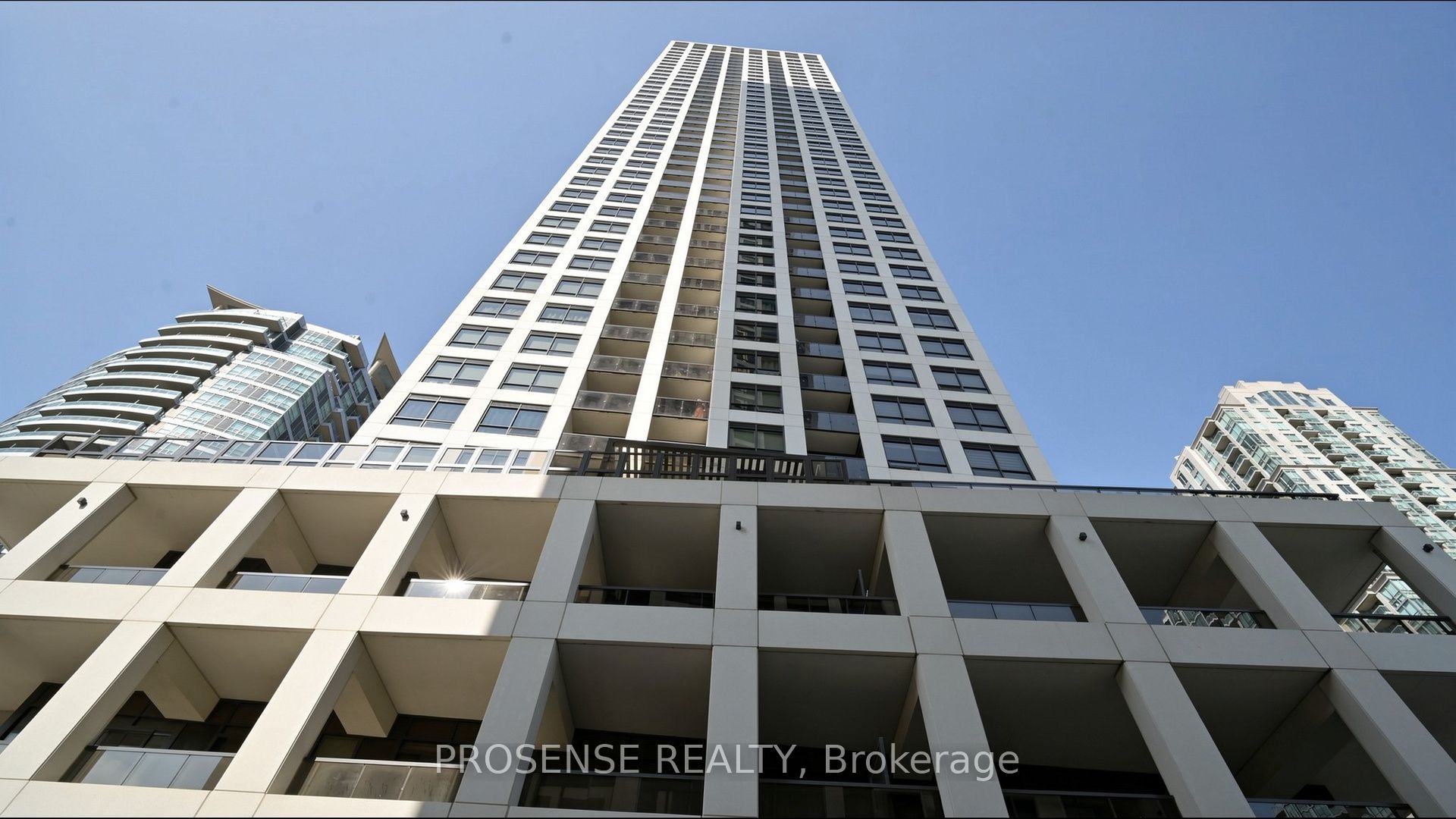 30 Elm Drive W 3002