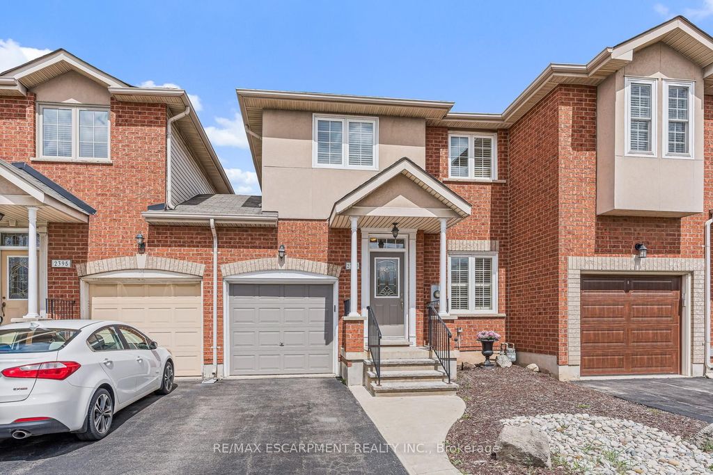 Photo of 2393 Dalebrook Drive, Oakville, ON L6H 6K4 (MLS # W13028568)