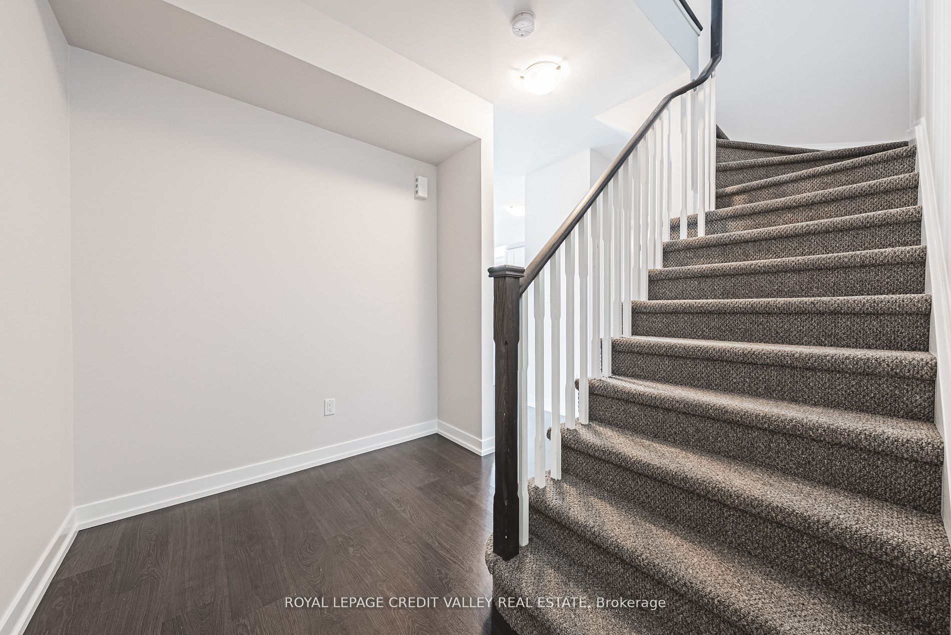 256 Royal York Road E 116