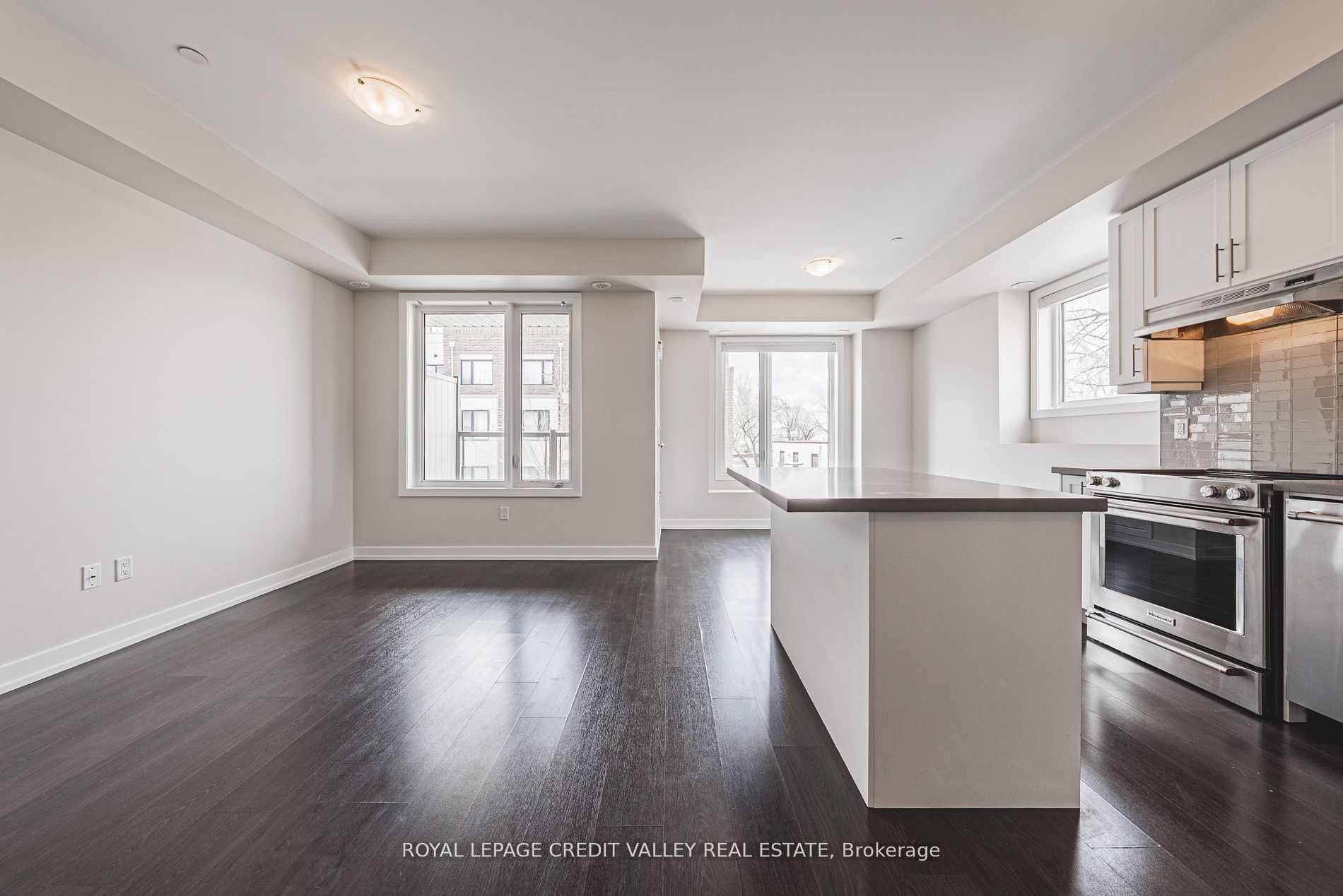 256 Royal York Road E 116