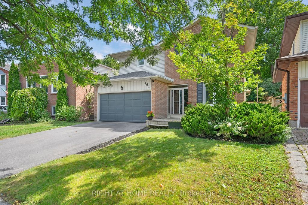 Photo of 361 Hickling Trail, Barrie, ON L4M 6A4 (MLS # S13054668)