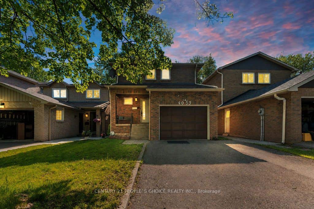 Photo of 4053 Trapper Crescent, Mississauga, ON L5L 3A7 (MLS # W13712116)
