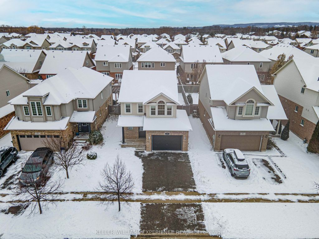 Photo of 89 Connor Avenue, Collingwood, ON L9Y 0C5 (MLS # S12871098)