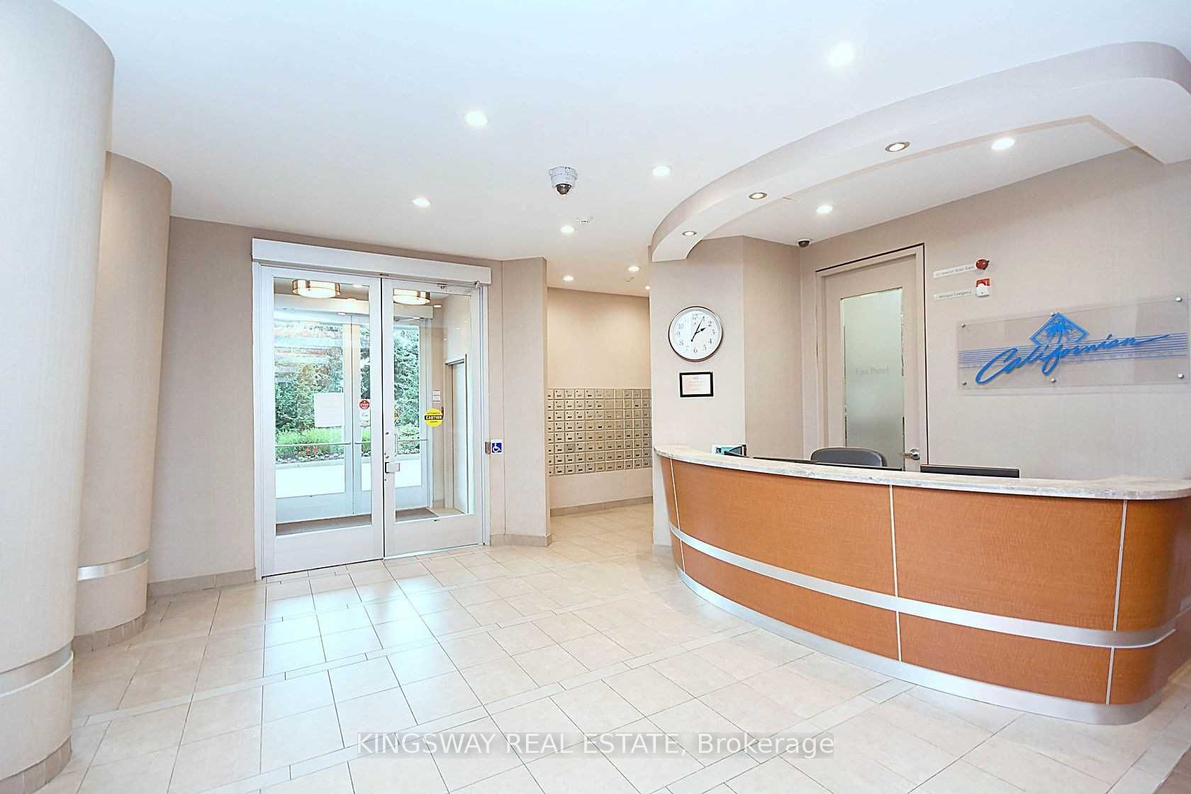 50 Kingsbridge Garden Circle 905