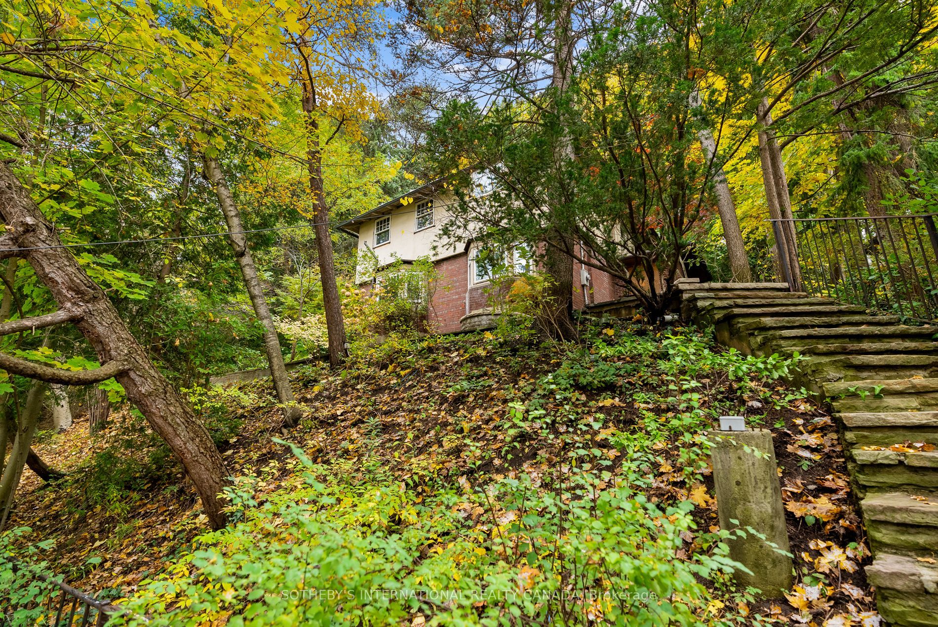 56 Roxborough Drive