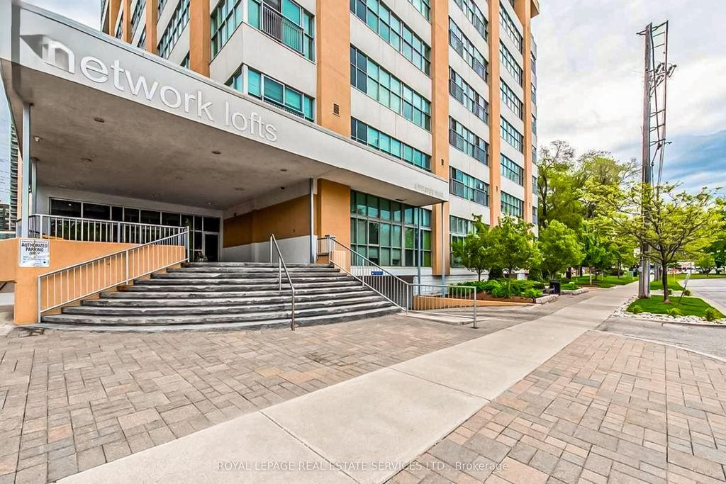 Photo of 2 Fieldway Road #206, Toronto, ON M8Z 0B9 (MLS # W13122990)