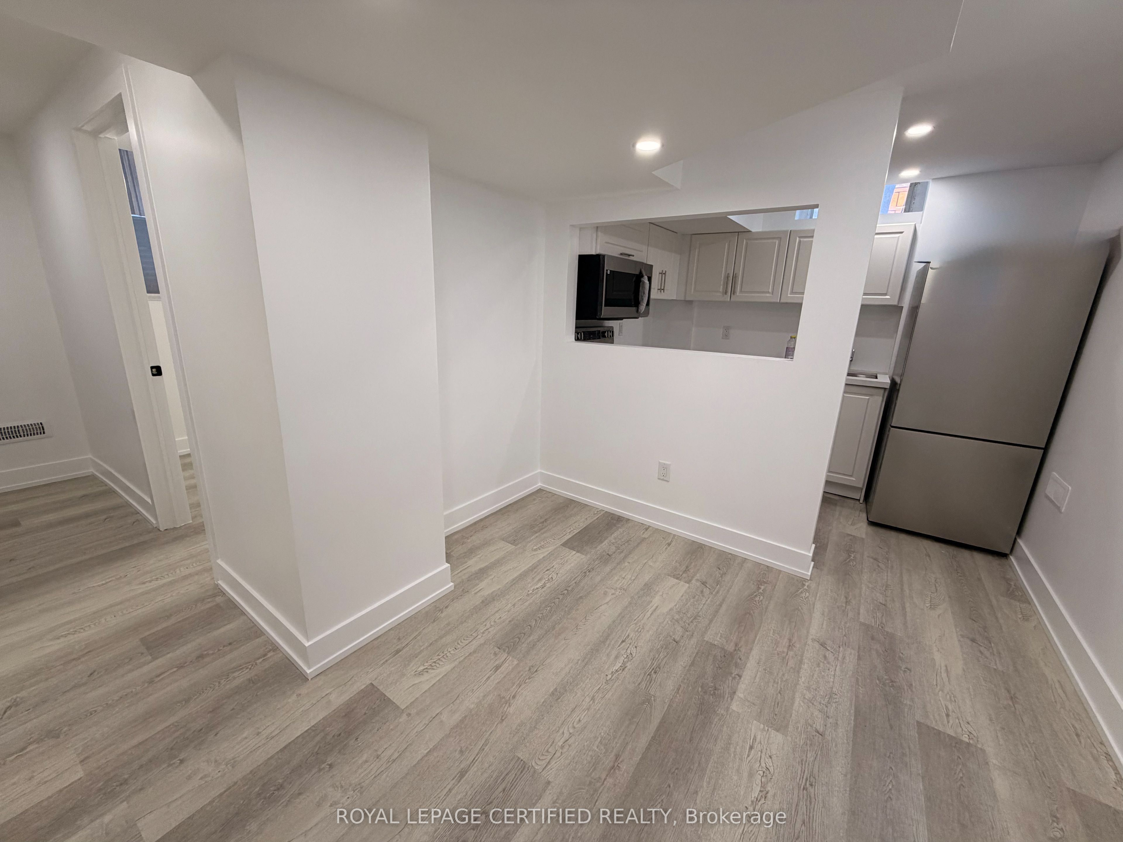 2129 Glenfield Road Bsmt