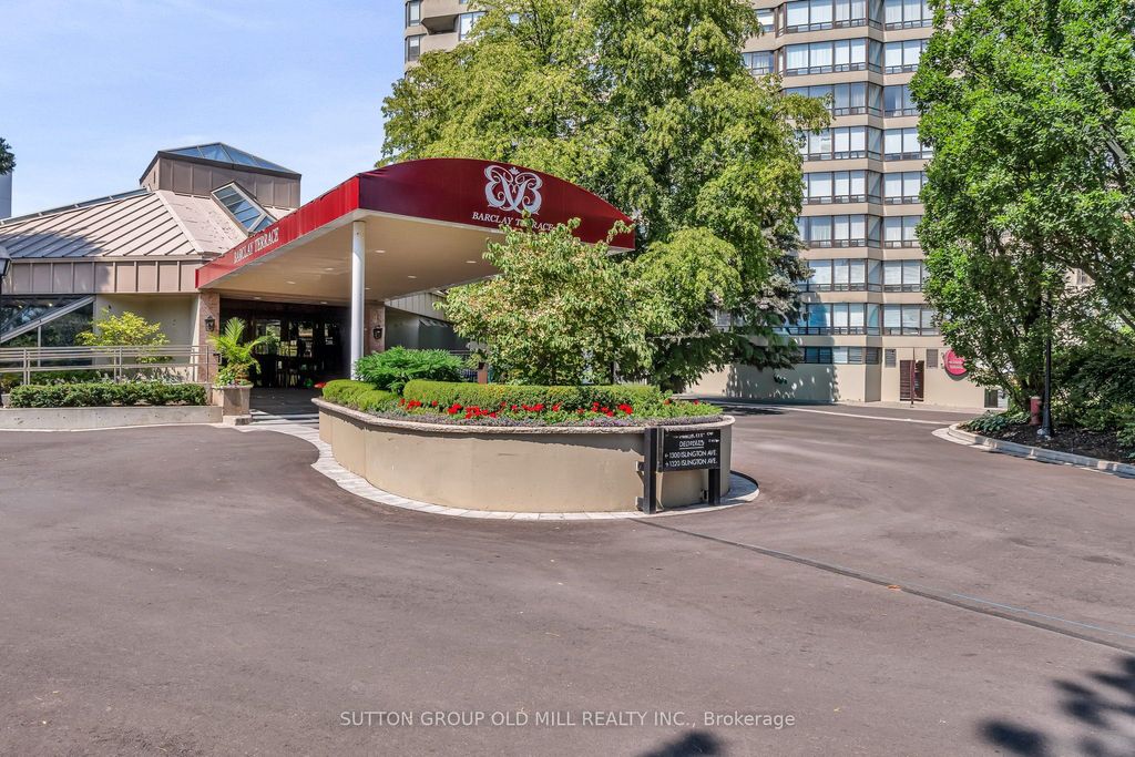 Photo of 1320 Islington Avenue #2002, Toronto, ON M9A 5C6 (MLS # W12796182)