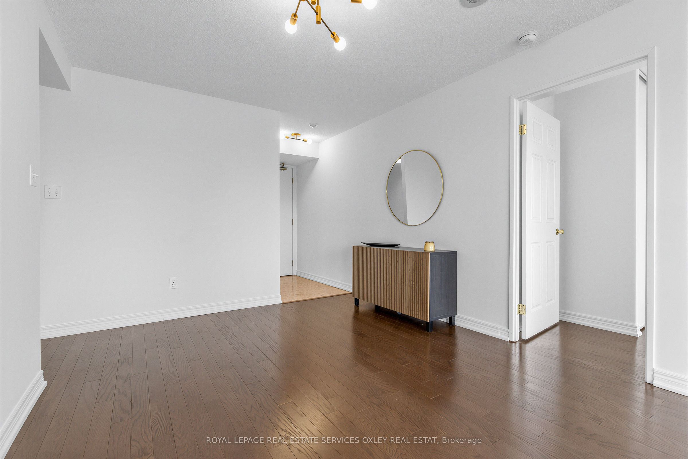 35 Merton Street 1705