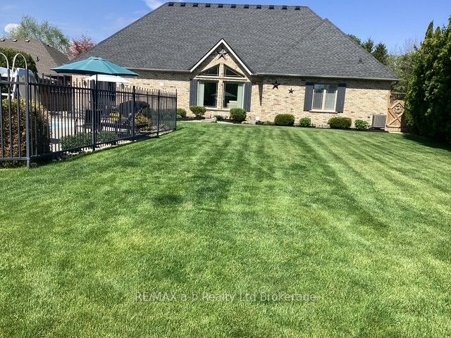 7 OTTERVIEW Drive