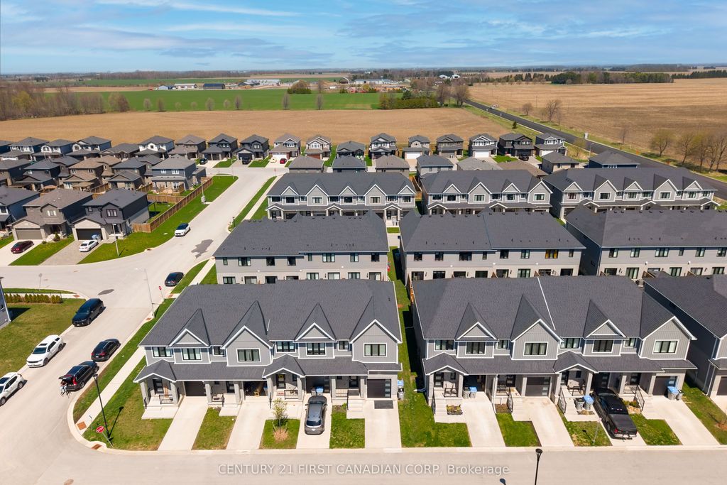 Photo of 1-30 Miller Drive, Lucan Biddulph, ON N0M 2J0 (MLS # X13038192)