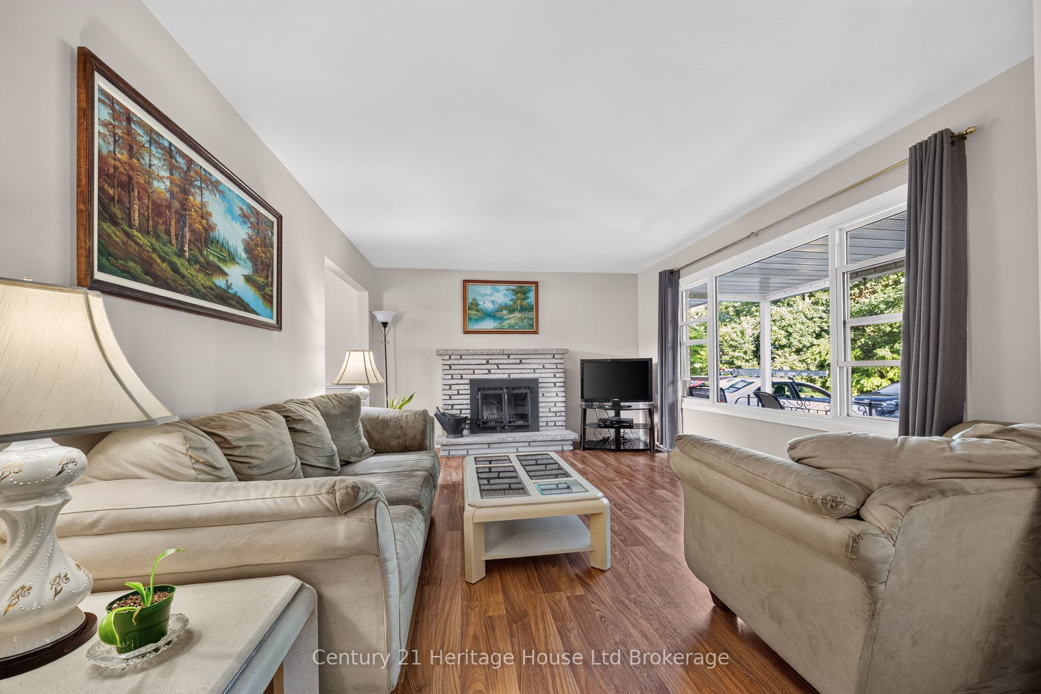 54 Glendale Drive