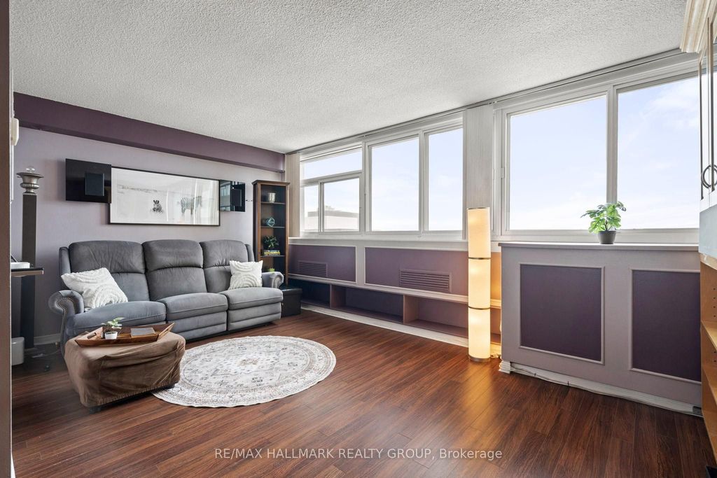 Photo of 500 Laurier Avenue W #2301, Ottawa Centre, ON K1R 5E1 (MLS # X12804452)