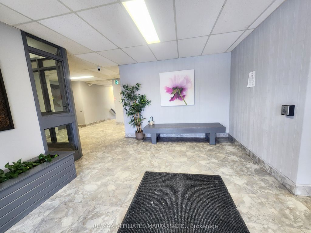 Photo of 845 Kyle Court #409, Brockville, ON K6V 6K7 (MLS # X12645214)