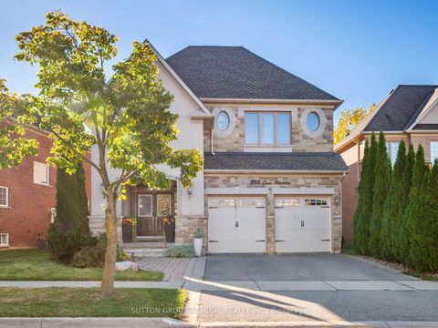 Photo of 232 Luca Avenue, Vaughan, ON L6A 0X3 (MLS # N12501812)