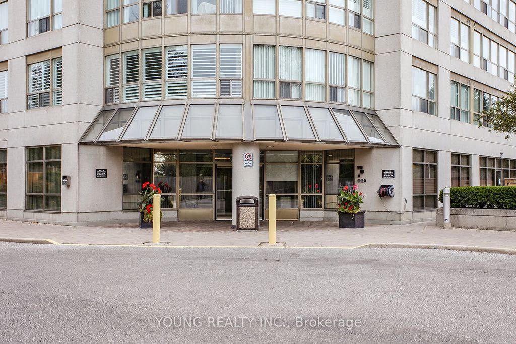 Photo of 712 ROSSLAND RD Road E #305, Whitby, ON L1N 9E8 (MLS # E12722064)